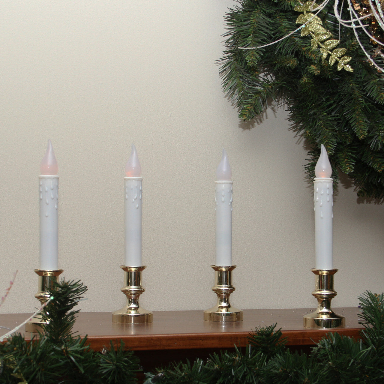 Set of 4 White and Gold LED C5 Flickering Window Christmas Candle Lamp with Timer 8.5"